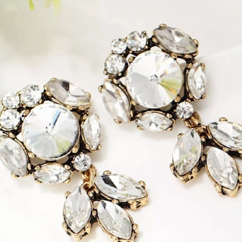 CRYSTAL STATEMENT EARRINGS, NEW STUD EARRINGS #303